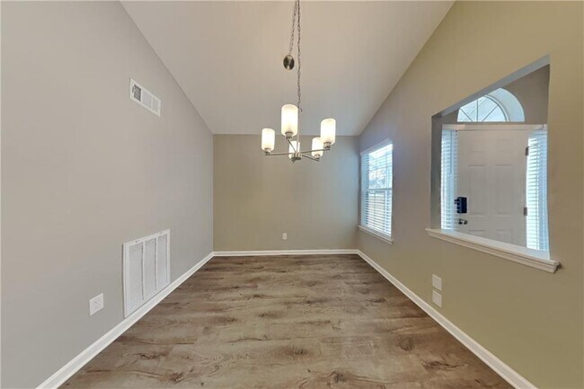 Building Photo - 2071 Boone Pl