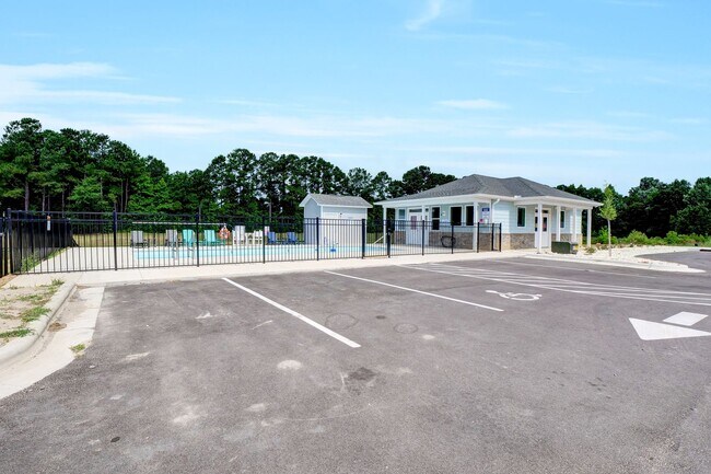 Building Photo - 328 Starfish Ln