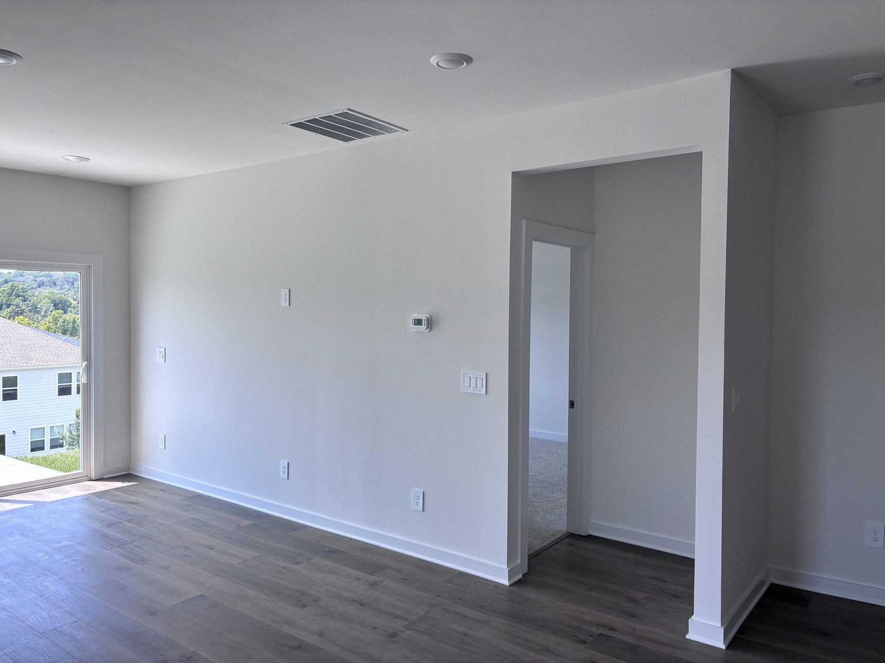 Building Photo - 1780 Flora Grv