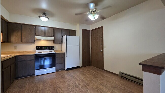 Building Photo - 2500 Honey Lou Ct
