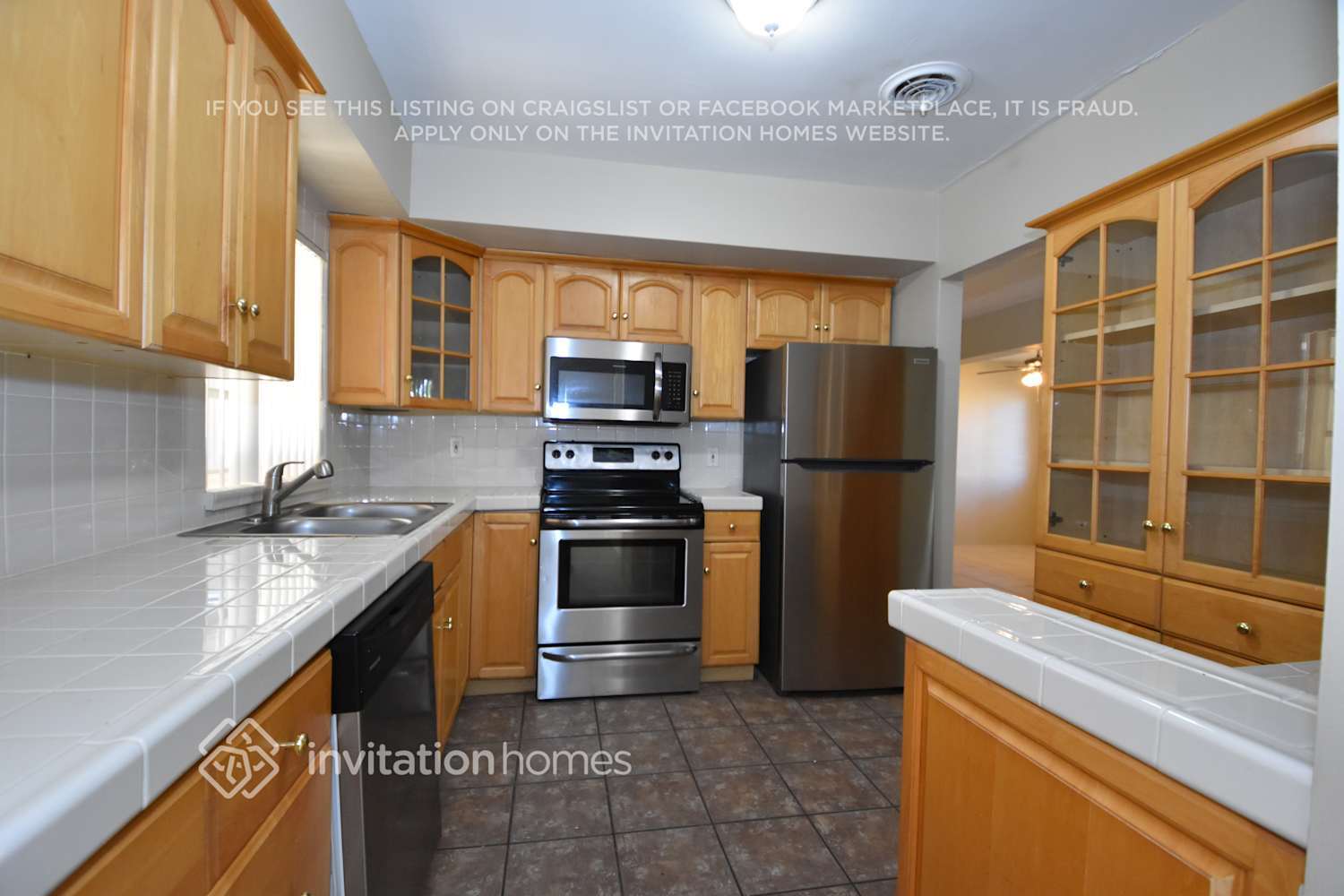 Building Photo - 1307 N 46th Ave