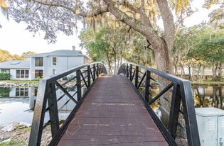 Building Photo - 4134 Dolphin Dr