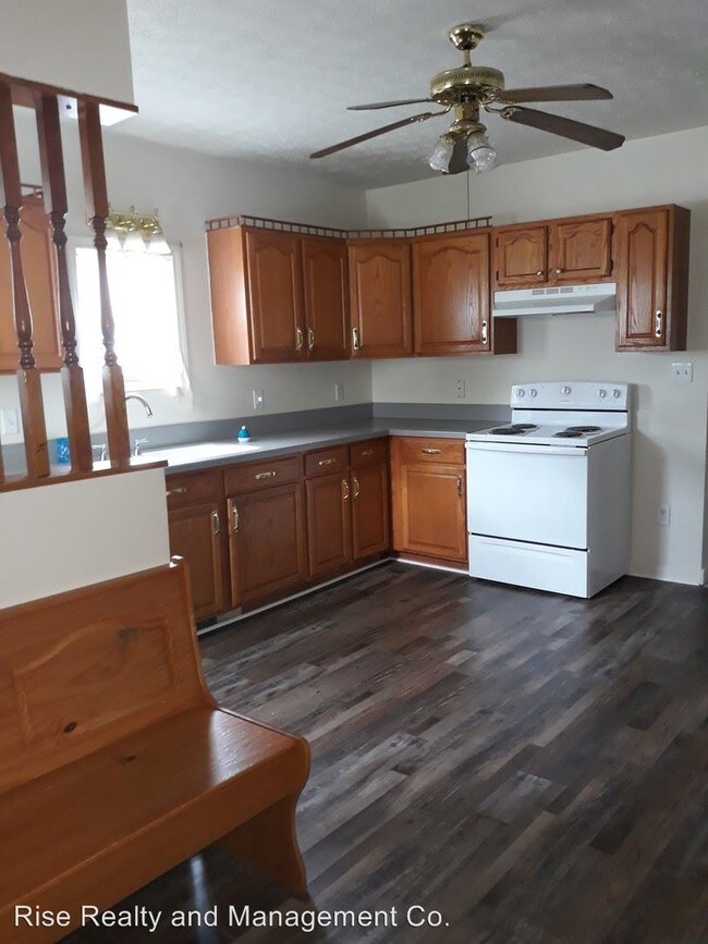 Building Photo - 3 br, 2 bath House - 1305 W Fair Avenue