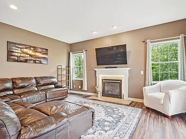 Building Photo - 6138 Highlander Dr