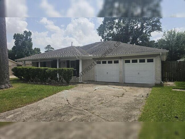 Building Photo - 23915 Spring Fork Dr