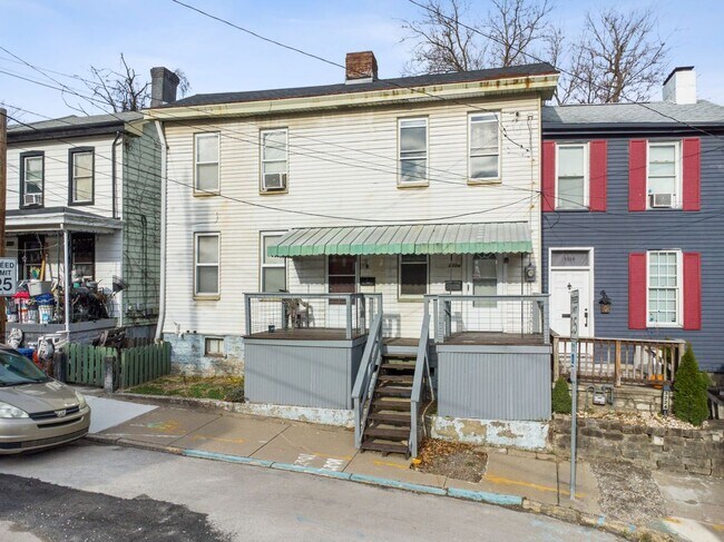 Building Photo - 3226 Richardson Ave