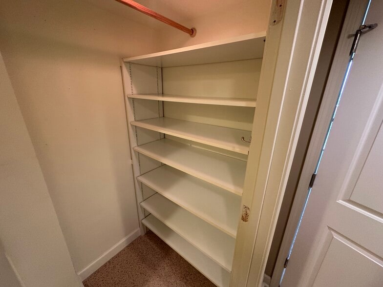 Master Closet - 600 Admiral Blvd