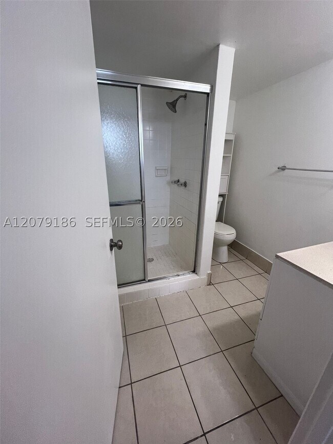Building Photo - 10090 NW 80th Ct