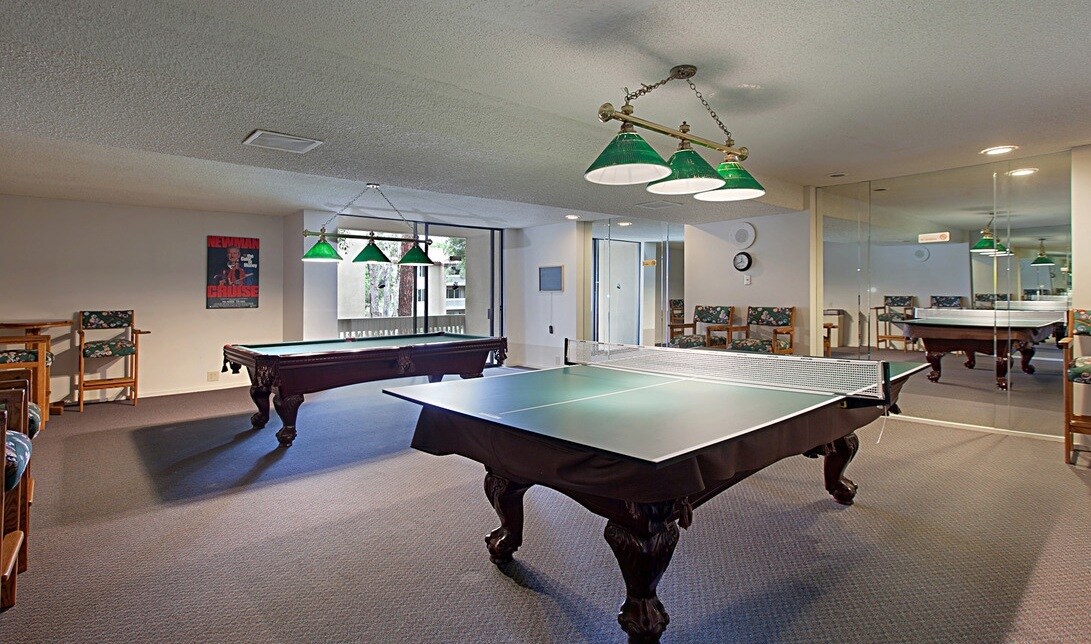 Building Photo - 1855 Diamond St