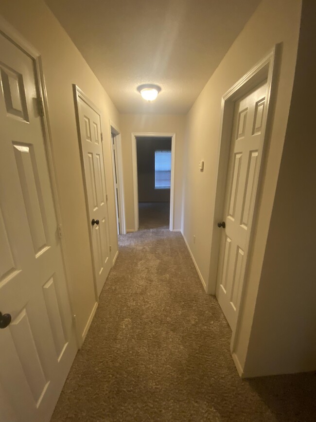 Building Photo - 8604 Timberlyn Way