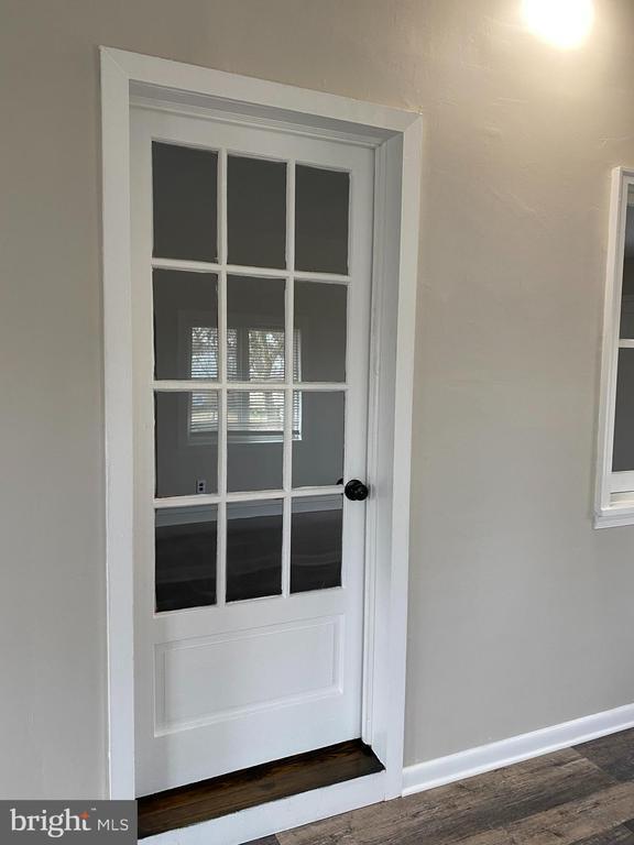 Building Photo - 258 Birch St