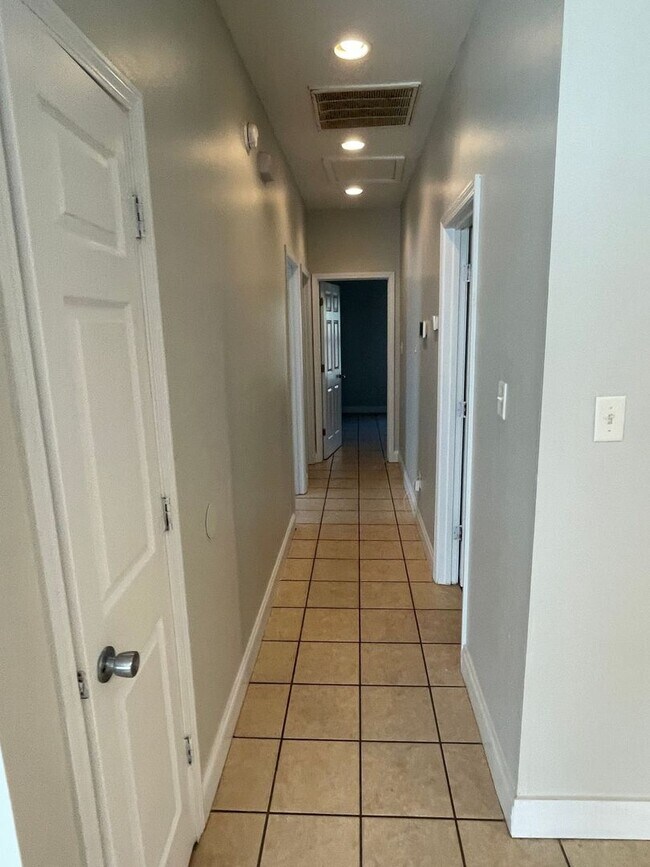 Building Photo - 4816 29th St