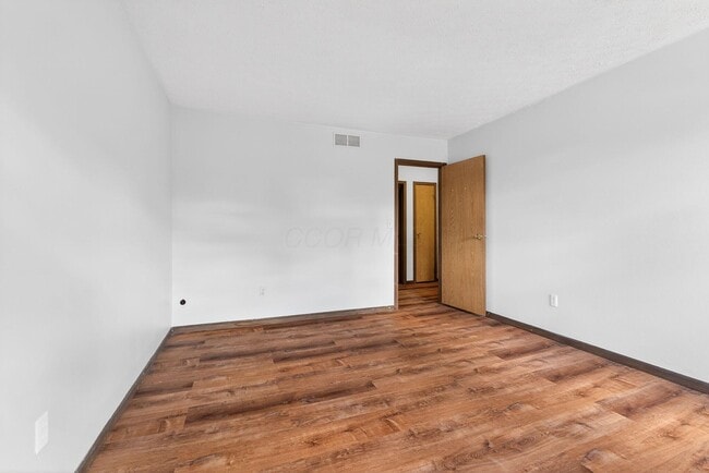 Building Photo - 6462 Brookedge Ct