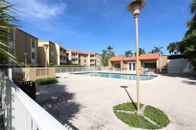 Building Photo - 4810 NW 79th Ave