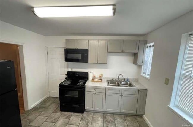 Building Photo - 3422 Norman Bridge Rd