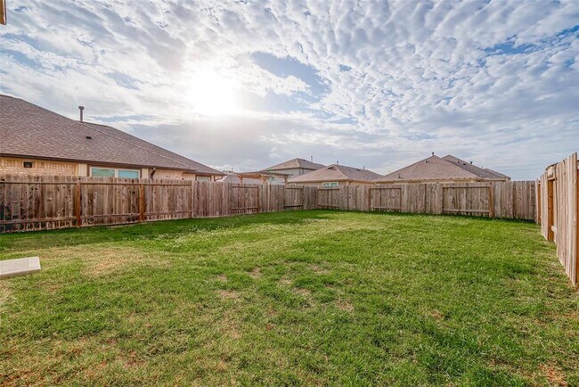 Building Photo - 25635 Royal Catchfly Rd
