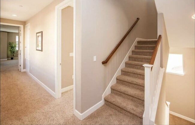 Building Photo - Cozy and Well Maintained Single-Family 4BD/3BA Home for Rent in Desirable Dublin!