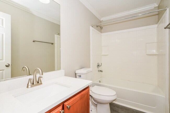 Building Photo - 849 Lavergne Ln