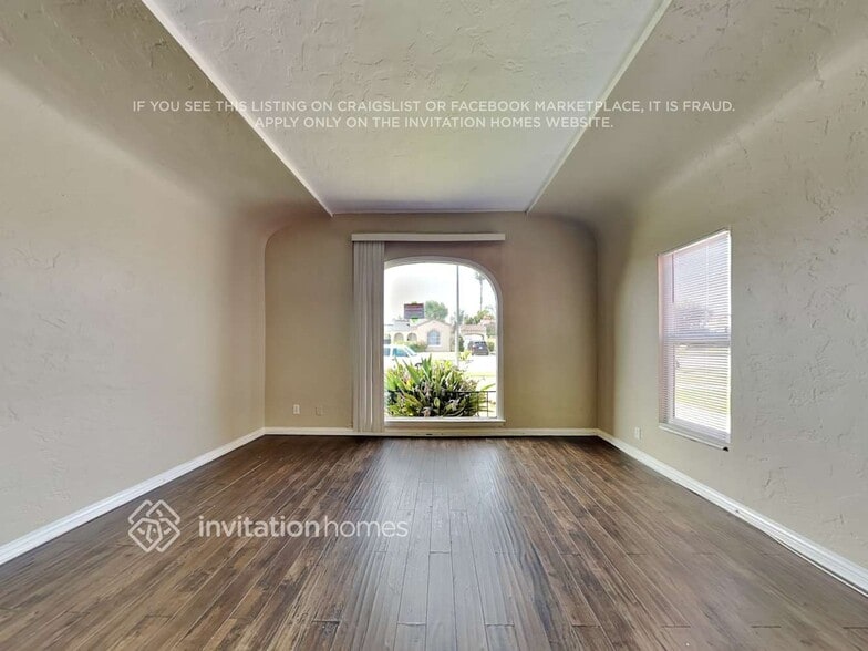 Building Photo - 3119 W 76th St