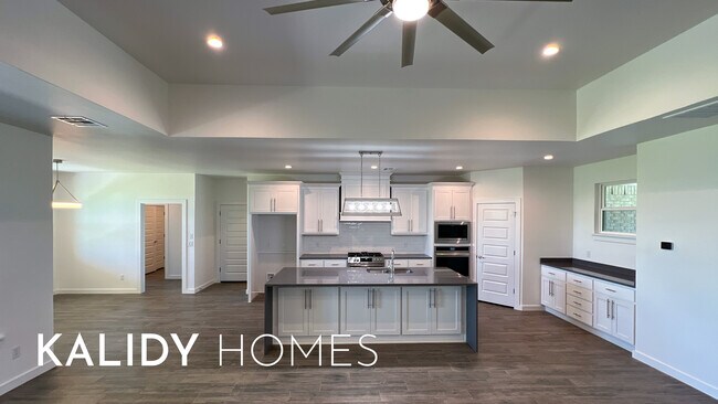 Building Photo - 20400 Antler Farms Dr