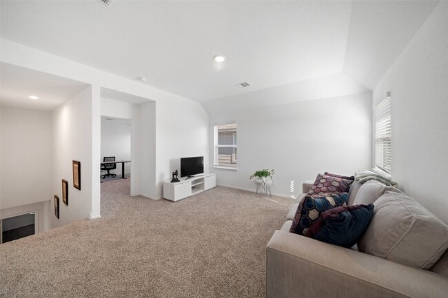 Building Photo - 22250 Palladium Dr