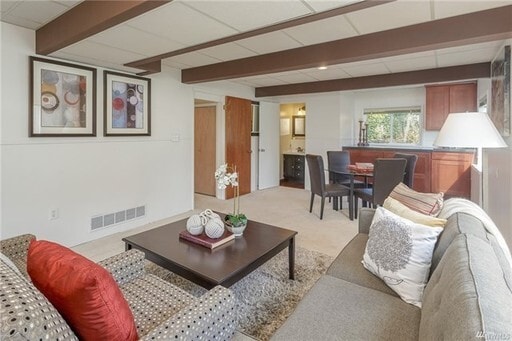 Building Photo - Fantastic East of Market St. home in Kirkland!