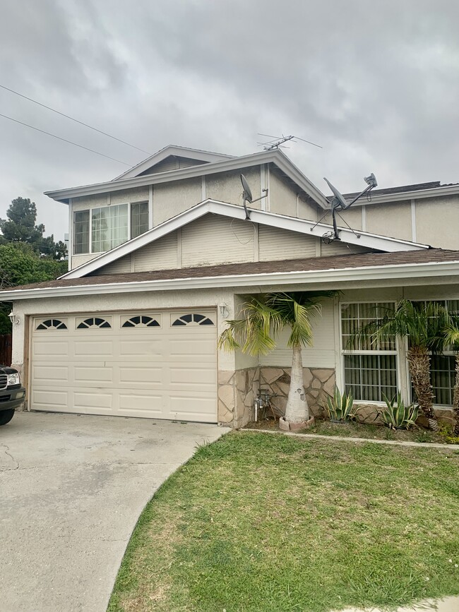 Primary Photo - 21800 Foley Ave