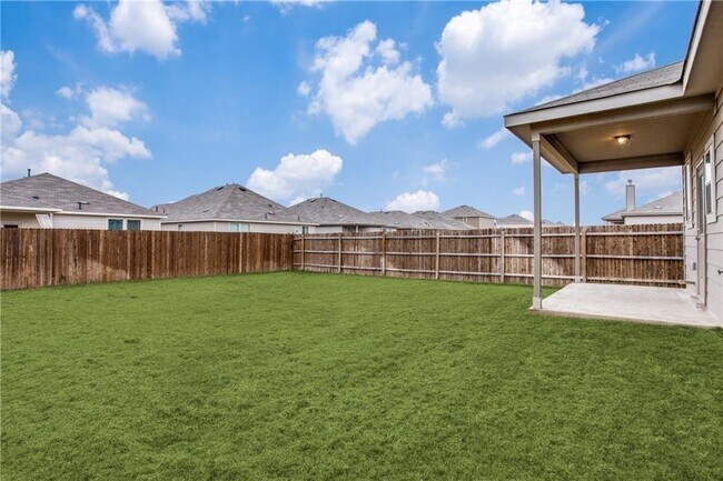 Building Photo - 1413 Cliffbrake Wy