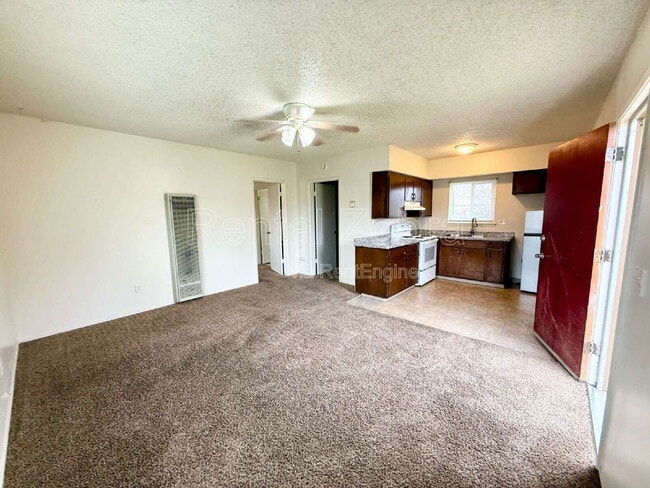 Building Photo - 1248 W 19th St