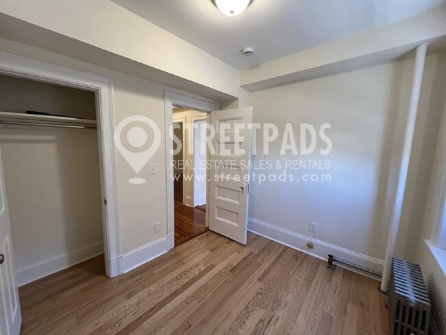 Building Photo - 2 bedroom in Cambridge MA 02139