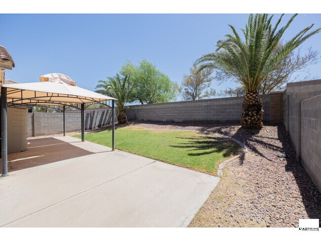Building Photo - 6715 S 35th Dr