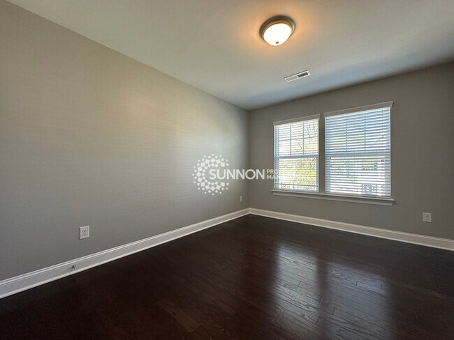 Building Photo - 4 Bedroom 2.5 Bathroom in Indian Trail