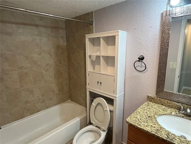 Building Photo - 2630 Coconut Bay Ln