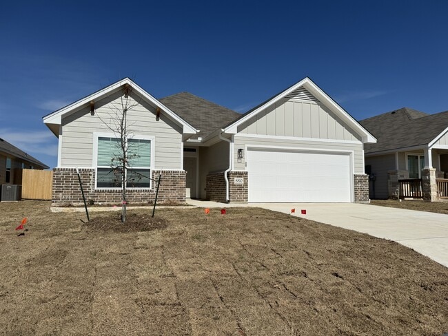Building Photo - 8810 Happy Vly Dr