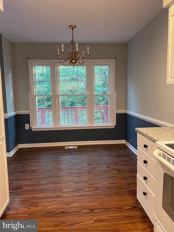 Building Photo - 8048 Hilliard Dr