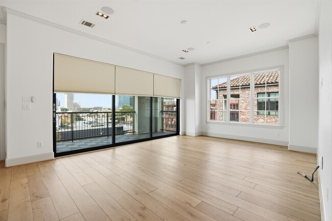 Building Photo - 19 Robita St