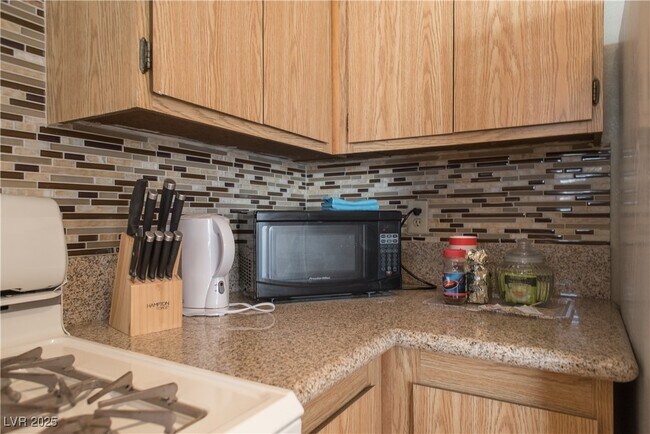 Building Photo - 7250 Hardtack Cir