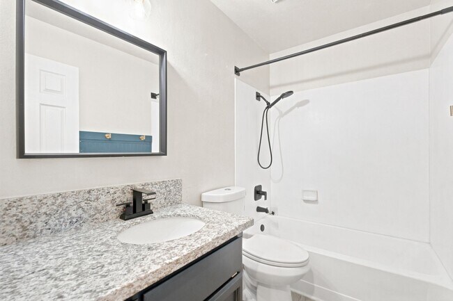 Building Photo - 8034 Fairlands Way