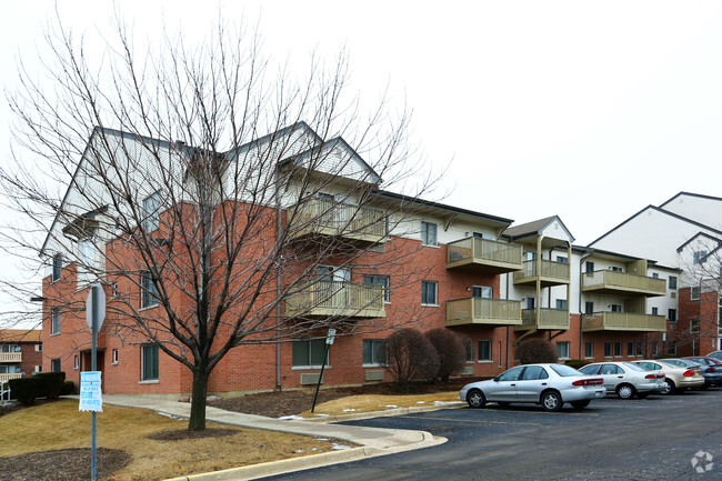 Building Photo - Emerald Village