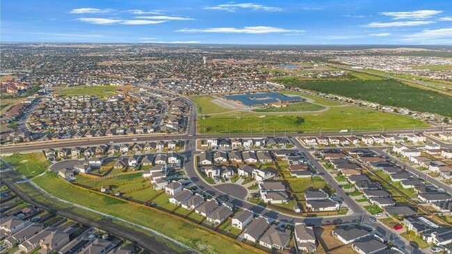 Building Photo - 3504 Jorge Sosa Dr