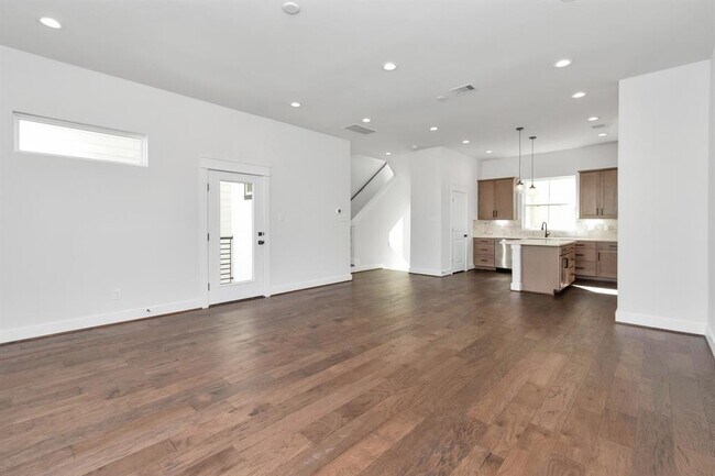 Building Photo - 5422 Wheatley St