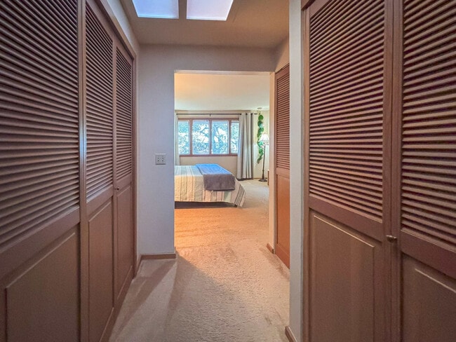 Building Photo - 951-953 3 Crabs Rd