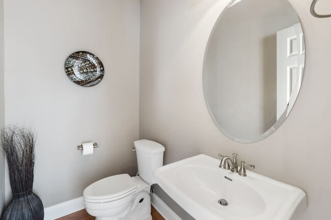 Building Photo - 1140 Frenchtown Ln