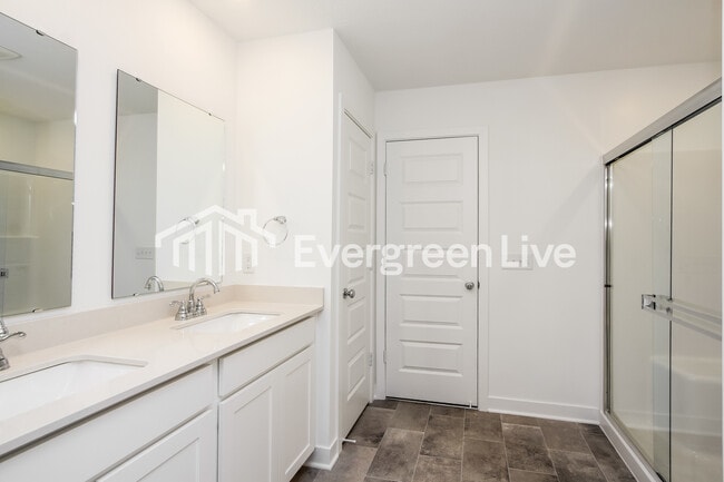 Building Photo - 936 Penrose Pl