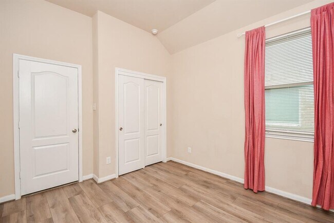 Building Photo - 20707 Waterfall Rain Ct