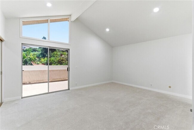 Building Photo - 5415 E Willowick Cir