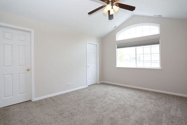 Building Photo - 599 Telluride Dr