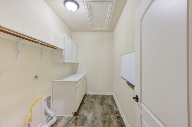 Building Photo - 19019 Thatcher Hills Ct