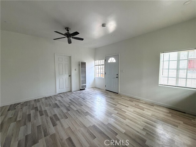 Building Photo - 1020 W 67th St