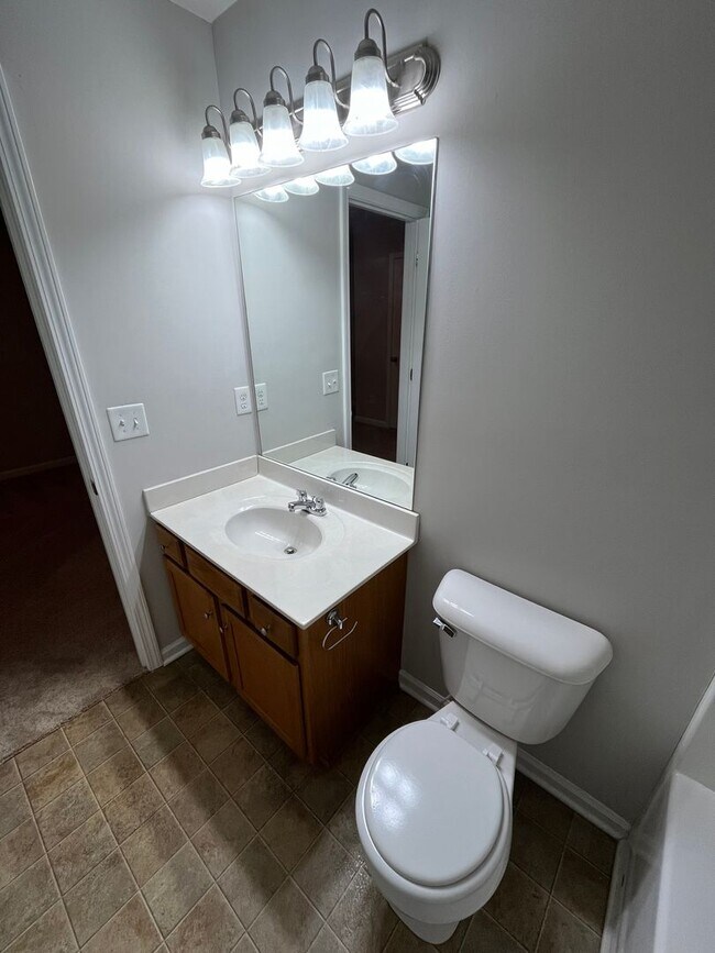 Building Photo - Upper Stone Apartments